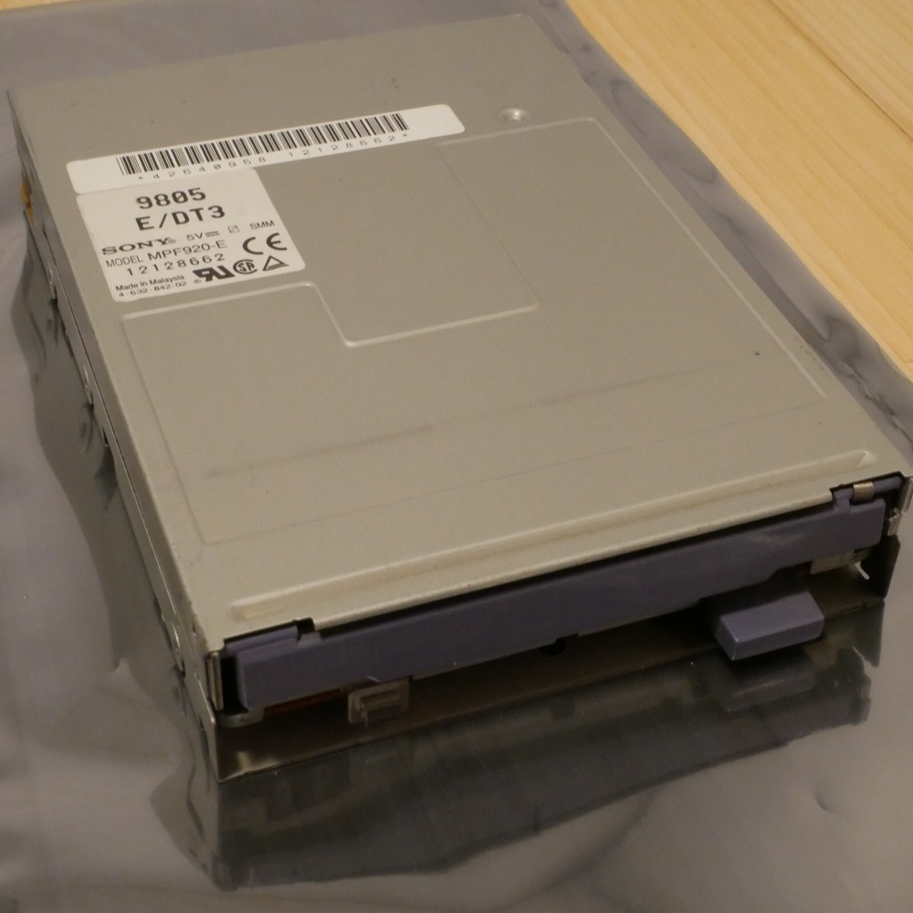 Sony MPF920-E Internal Desktop 3.5 inch‎ Floppy Disk Drive 1.44MB - Tested 21